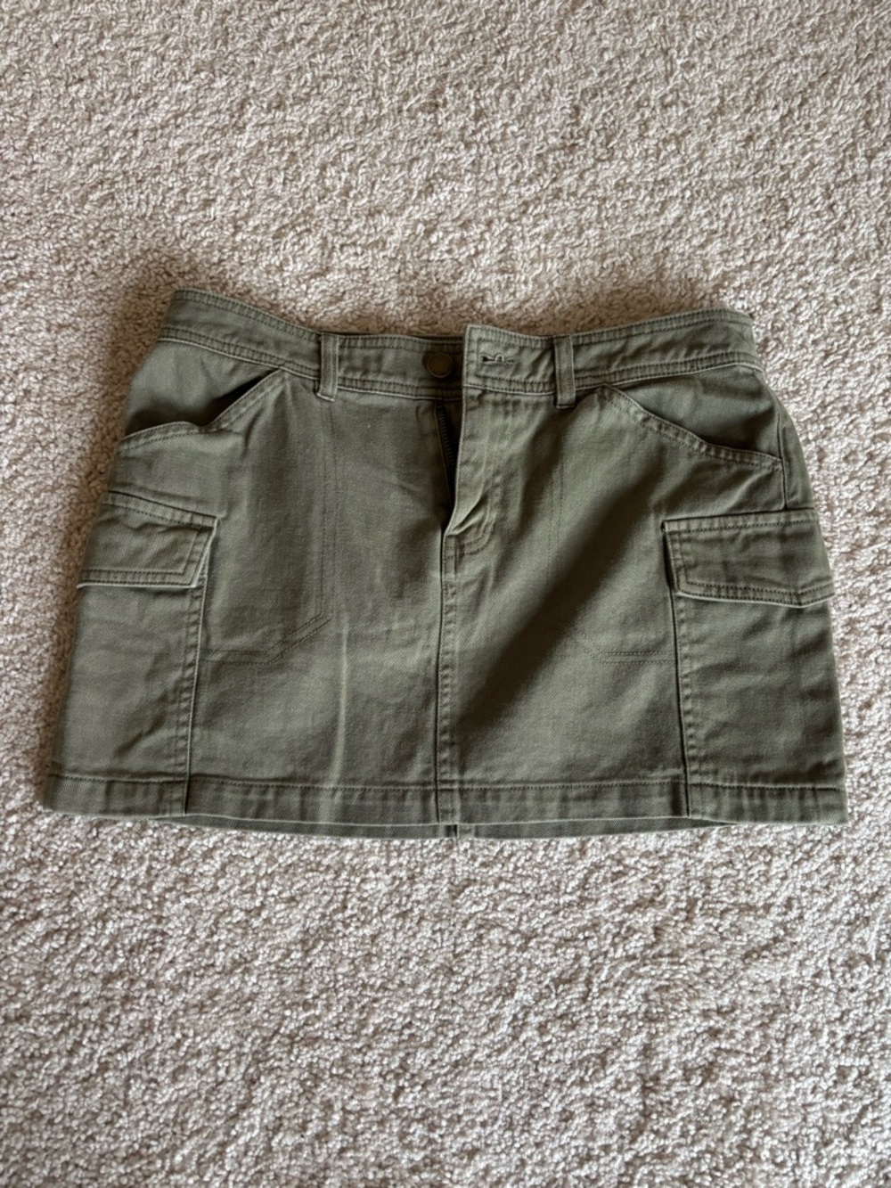 EUC Olive Green Cargo Pocket Mini Skirt- M
